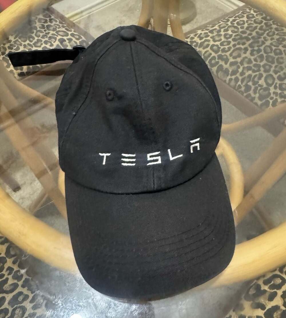 Tesla Cap,